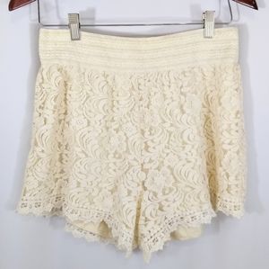 3/$15 Ambiance cream high rise lace shorts